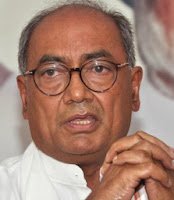 राजनीतिक ज़मीन की तलाश में दिग्विजय सिंह राजनीतिक ज़मीन की तलाश में दिग्विजय सिंह