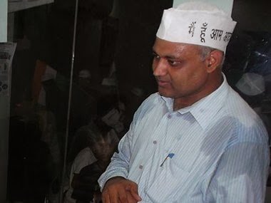 भाजपाईयों के मुंह पर थूकने का मन करता है – सोमनाथ भारती भाजपाईयों के मुंह पर थूकने का मन करता है – सोमनाथ भारती