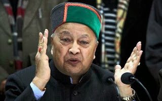 लालू की तरह  वीरभद्र ने स्कूटर पर भेजा सेब!