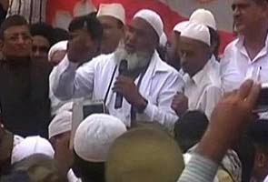 सपा ने यूपी में खेला मुस्लिम कार्ड, नेताओं पर से हटेंगे सभी केस सपा ने यूपी में खेला मुस्लिम कार्ड, नेताओं पर से हटेंगे सभी केस