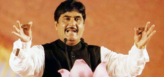 गोपीनाथ मुंडे: शिखर पर अस्त हुआ एक सूर्य गोपीनाथ मुंडे: शिखर पर अस्त हुआ एक सूर्य
