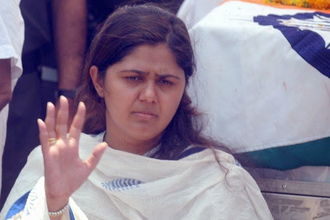 मुंडे की बेटी पंकजा को केन्द्रीय मंत्री बनाने का प्रस्ताव