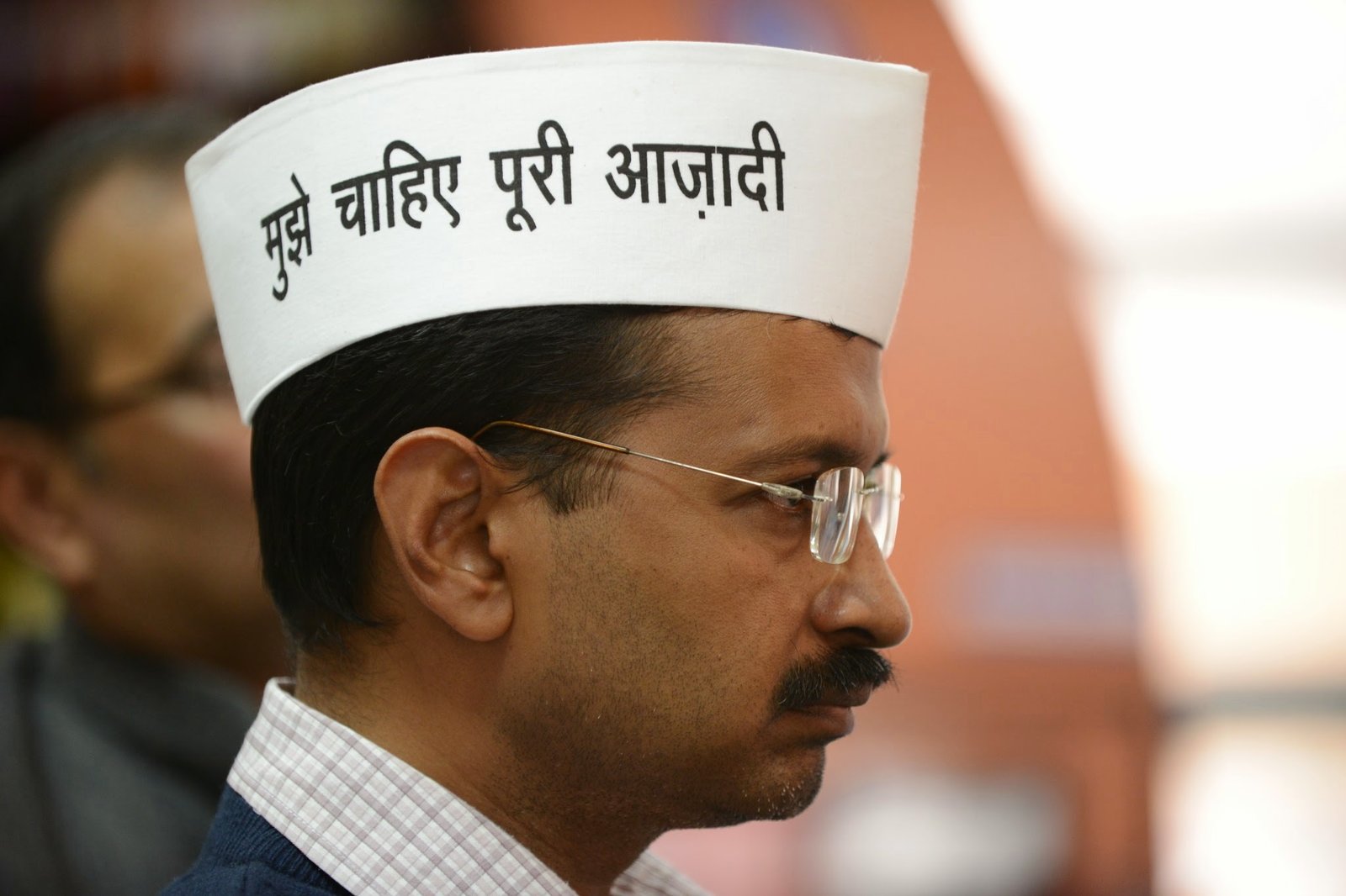 मीडिया पर केजरी’वार’