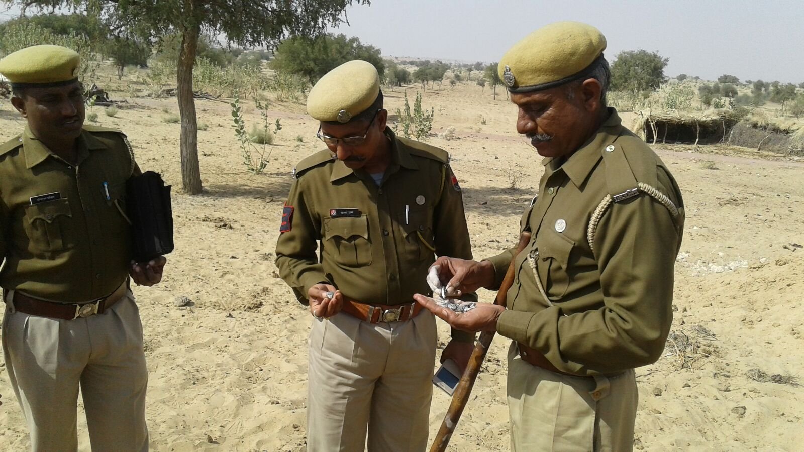 UPDATE: राजस्थान के आसमान में बरसे बम, बड़ा धमाका