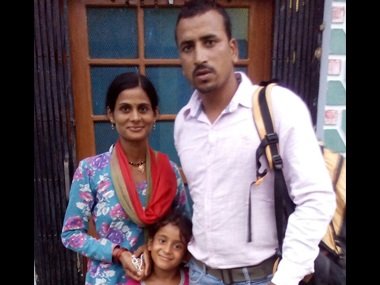 11 दिनों तक लड़कर 10 आतंकियों को मारने वाले वीर को अशोक चक्र - Image 3 11 दिनों तक लड़कर 10 आतंकियों को मारने वाले वीर को अशोक चक्र - Image 3