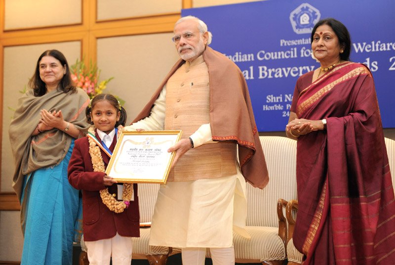 25 बाल वीरों को पीएम ने किया सम्मानित, देखिए फोटो और वीडियो