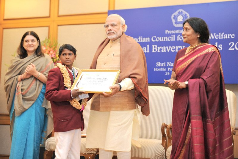 25 बाल वीरों को पीएम ने किया सम्मानित, देखिए फोटो और वीडियो - Image 5 25 बाल वीरों को पीएम ने किया सम्मानित, देखिए फोटो और वीडियो - Image 5
