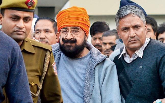 पीएसीएल की सभी संपत्तियां होंगी कुर्क, सुप्रीम कोर्ट ने बनाई लोढ़ा समिति पीएसीएल की सभी संपत्तियां होंगी कुर्क, सुप्रीम कोर्ट ने बनाई लोढ़ा समिति