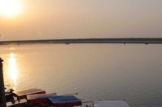 अयोध्या में सरयू किनारे बनेगा शानदार उद्यान