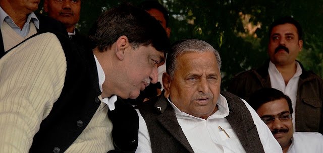 BREAKING: सपा को लगा झटका, नरेश अग्रवाल ने की अमित साह से गुपचुप मुलाक़ात