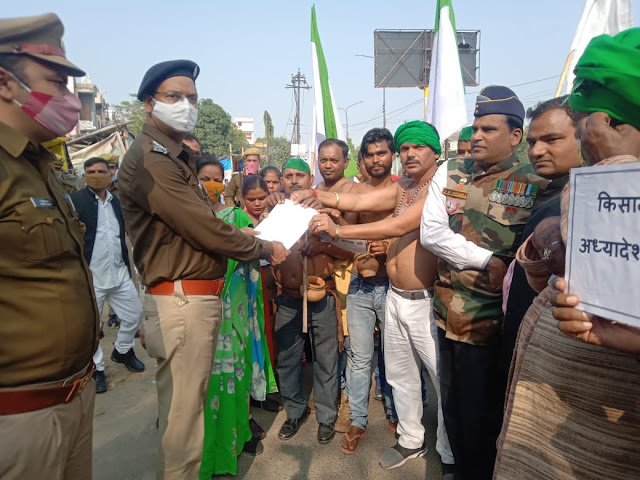 Farmers protest against the new agricultural law