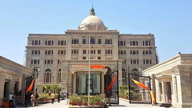 LUCKNOW । सीएम योगी ने यूके और फ्रांस समेत अन्य देशों से आने वालों की कोविड जांच के दिए निर्देश