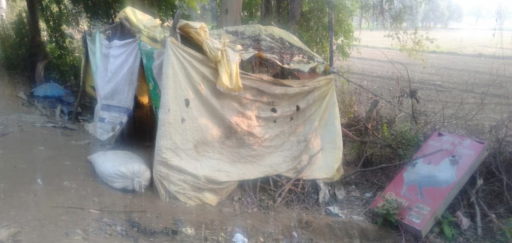 LUCKNOW | अवैध मांस विक्रेता की लापरवाही से कठवारा निवासी युवक के पैर में गंभीर चोट - Image 4 LUCKNOW | अवैध मांस विक्रेता की लापरवाही से कठवारा निवासी युवक के पैर में गंभीर चोट - Image 4