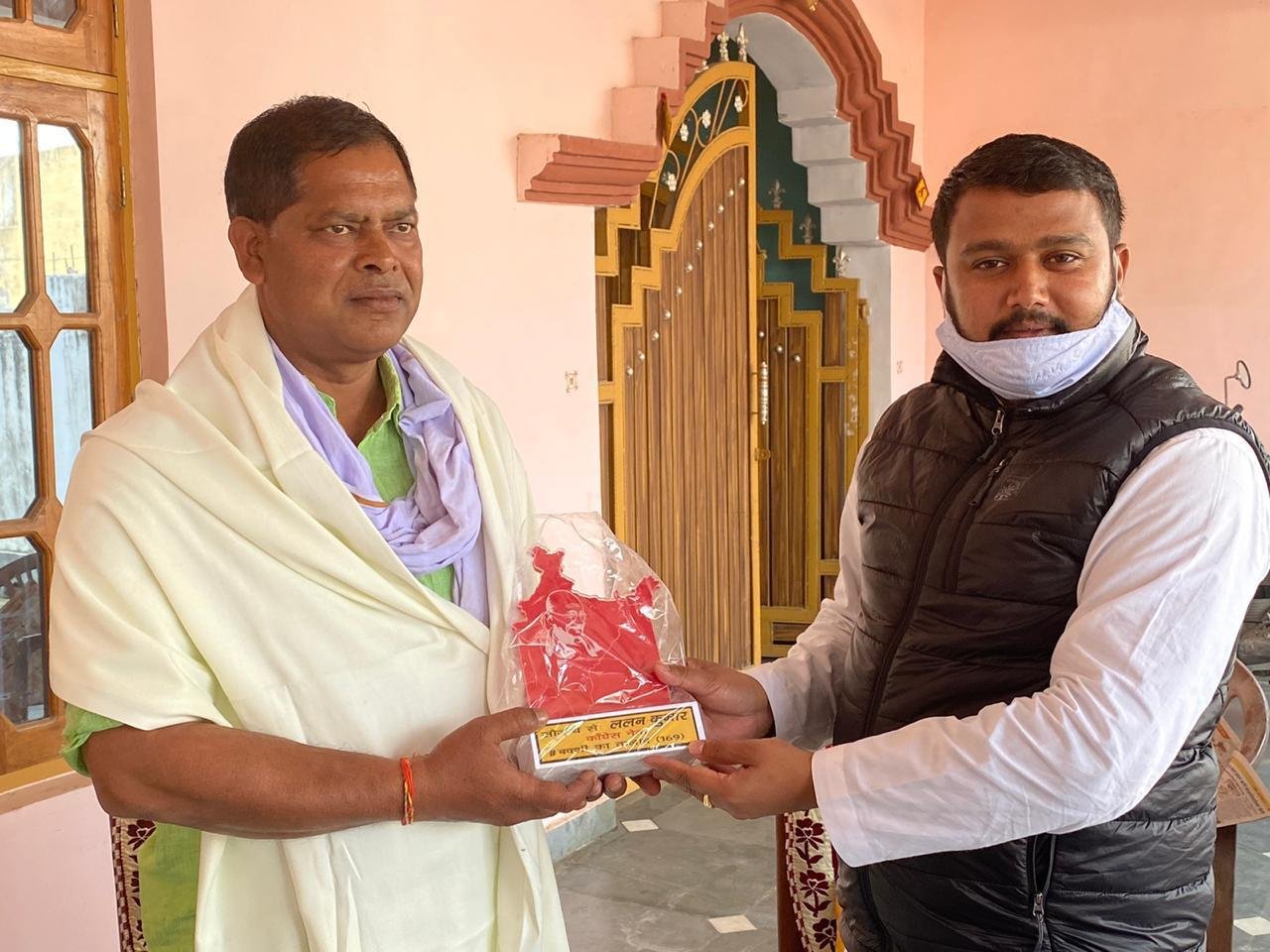 Lucknow । कांग्रेस नेता ललन कुमार ने कहा योगी सरकार ने प्रत्येक वर्ग को किया निराश, किसानों की आय आधी करने में तुली सरकार, समाज को विभाजित कर रही बीजेपी - Image 3 BJP aims to divide society - Lalan Kumar