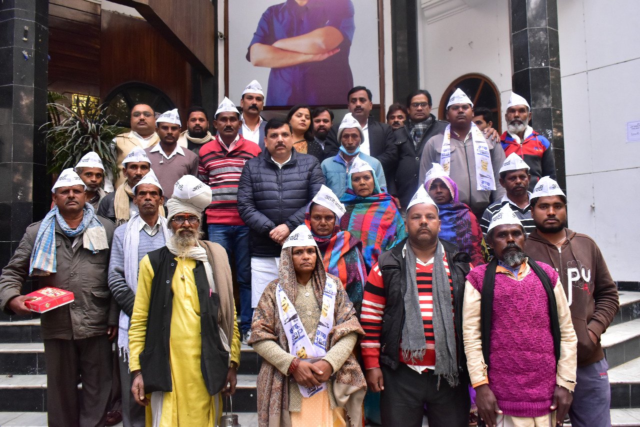 Lucknow । योगी सरकार ने प्रदेश का बेड़ा गर्क किया, पीएम भी नाराज, बीजेपी के भीतर की लड़ाई अब सार्वजनिक हो गयी : संजय सिंह