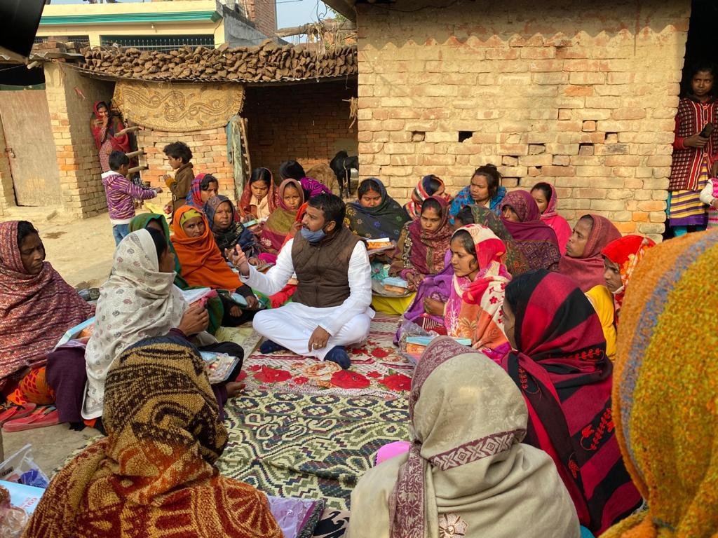 LUCKNOW । प्रियंका गांधी के जन्मदिन को नारी सम्मान दिवस के रूप में कांग्रेसी नेता ललन कुमार ने मनाया, दिव्यांगों को ट्राईसाइकिल भी वितरित की