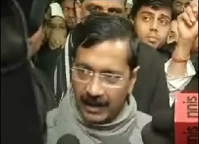 किसी भी हाल में 15 दिन में आएगा जनलोकपाल: केजरीवाल किसी भी हाल में 15 दिन में आएगा जनलोकपाल: केजरीवाल