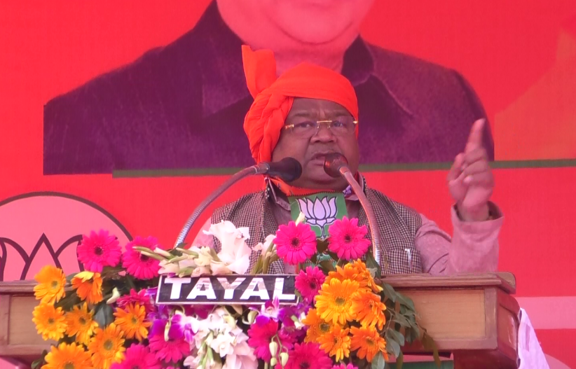 LUCKNOW । बक्शी का तालाब में किसान सम्मेलन में गन्ना मंत्री सुरेश राणा ने विपक्ष पर साधा निशाना - Image 4 Farmers conference organized in Bakshi ka talab